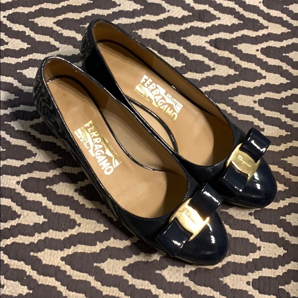 *Authentic* Salvatore Ferragamo Shoes